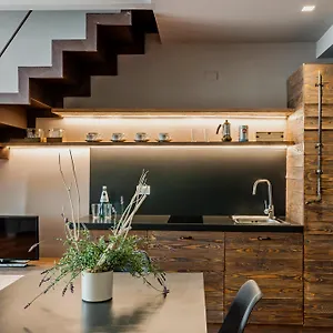 Apartman Ferrini - 150, Catania-Fontanarossai nemzetközi repülőtér